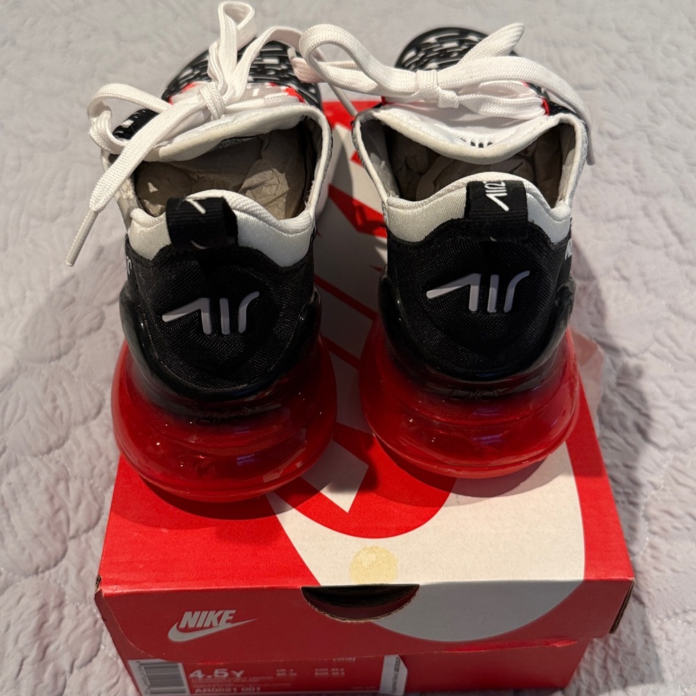 Nike Air Max 270 Just Do It Print 4.5y AR0021 001 Black white Crimson - Picture 4 of 8